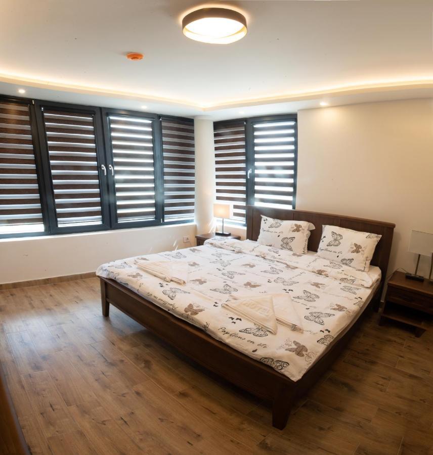 Hotel Zoo Misic Prenociste à Vranje Extérieur photo