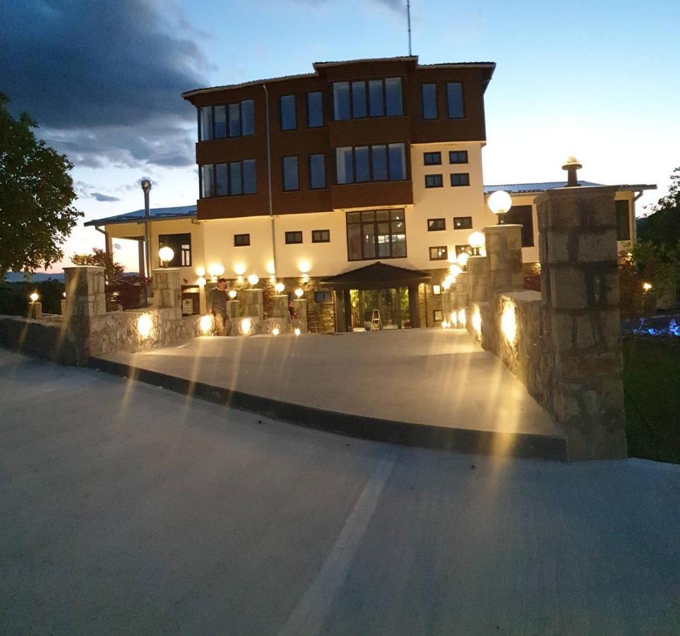 Hotel Zoo Misic Prenociste à Vranje Extérieur photo